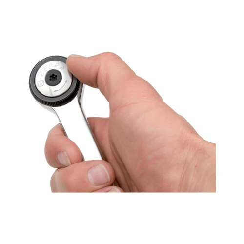 ZEBRA 3/8 Inch Ratchet with Rotary Disc Reverse - Image 3